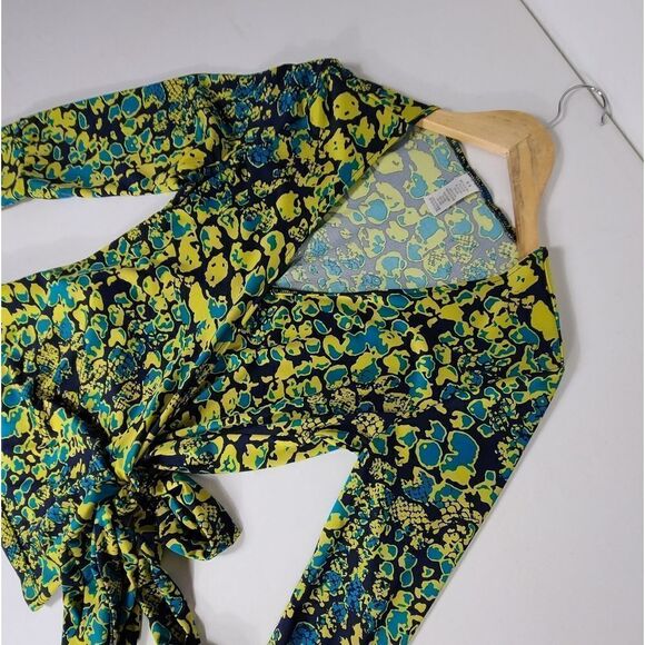 Yellow and Blue Wrap Blouse Top Size Medium - Picture 5 of 11